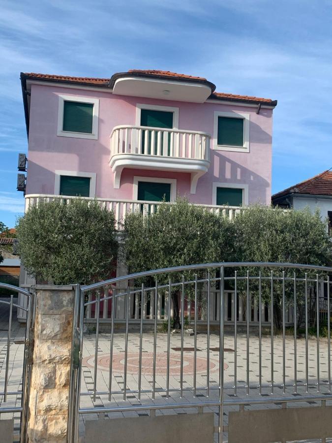 Villa Magica Pirovac Buitenkant foto